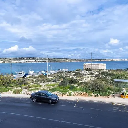 Coastal Charm Ghadira Bay Flat Mellieħa